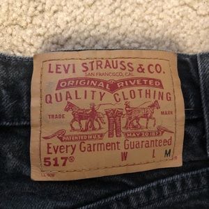 Levi’s dark wash mom jeans